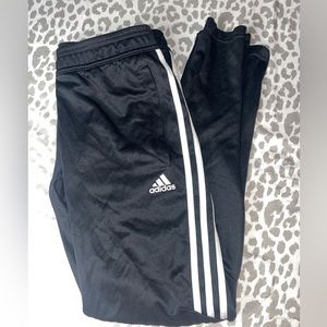 adidas joggers Medium